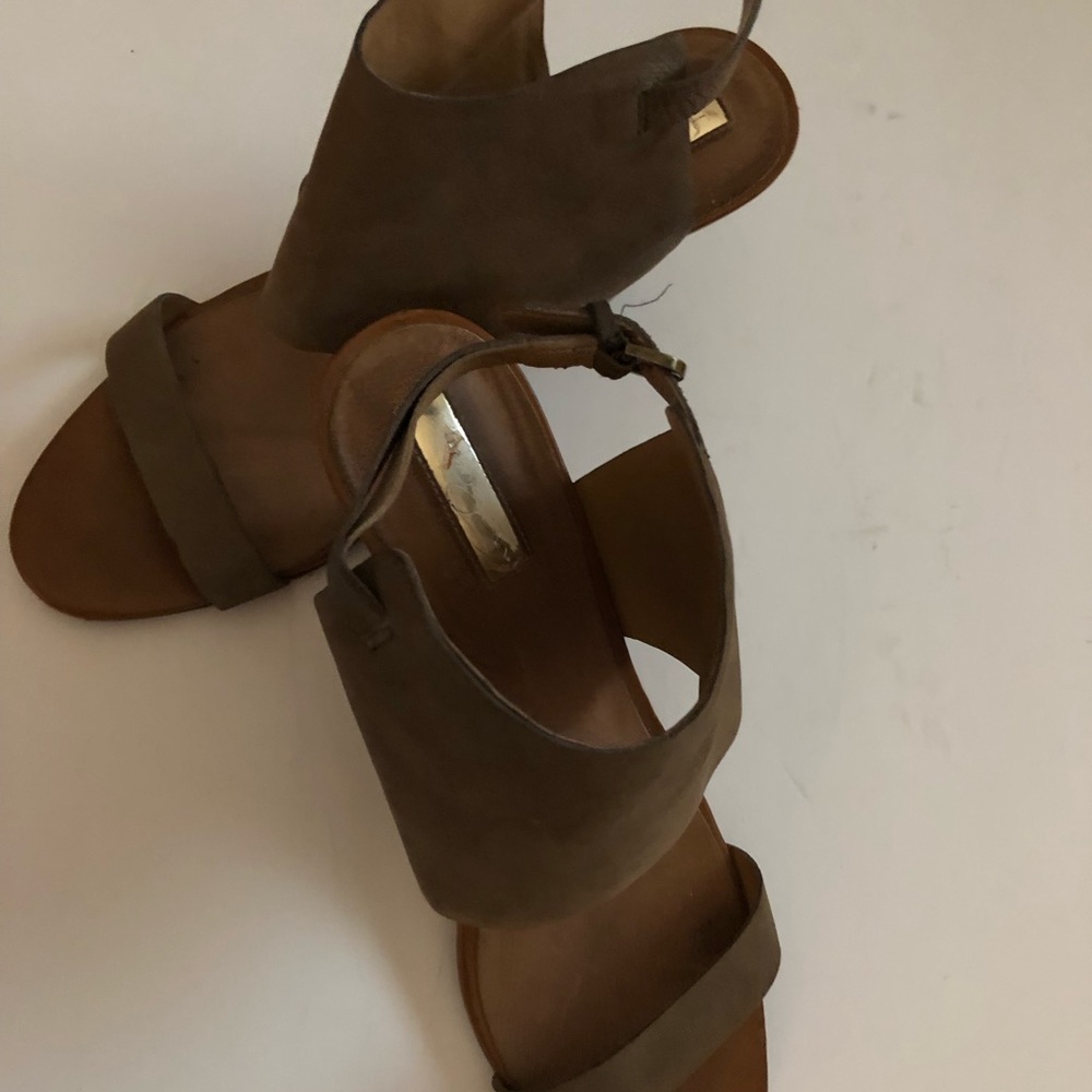 Halogen Tan Suede Wedges